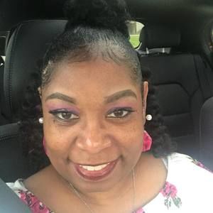 Meet your Posher, Sharon